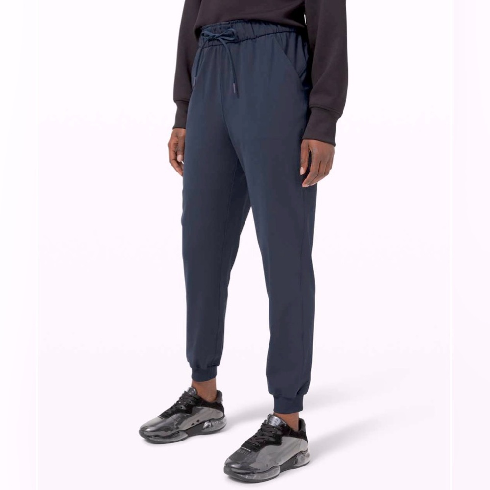 Lululemon Keep Moving Jogger Pant Blue Size 4